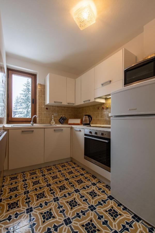Apartment Madonna Di Campiglio Nd エクステリア 写真